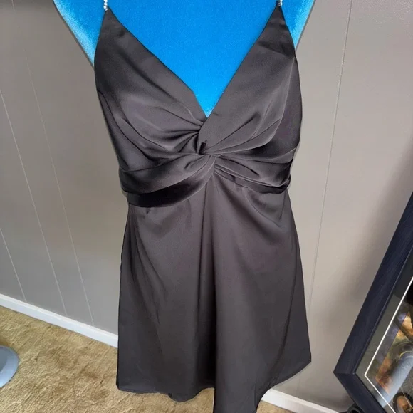 DO+BE Black Sleeveless Halter Mini Dress - Picture 11 of 16